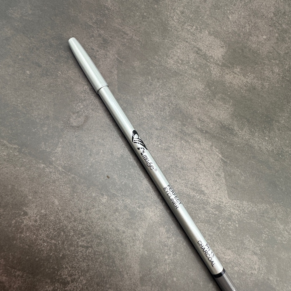 Amuse Perfect Eyeliner – PN13 Charcoal ✨🖤